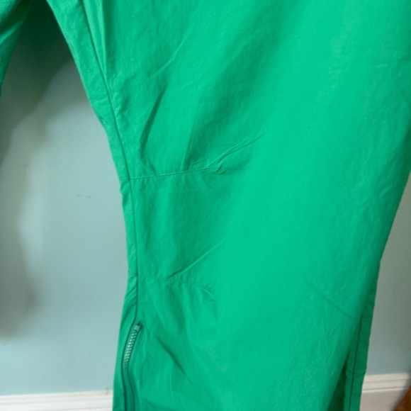 Free People Movement Fly By Night Kelly Green Water Resistant Size M Hiking - Picture 10 of 15